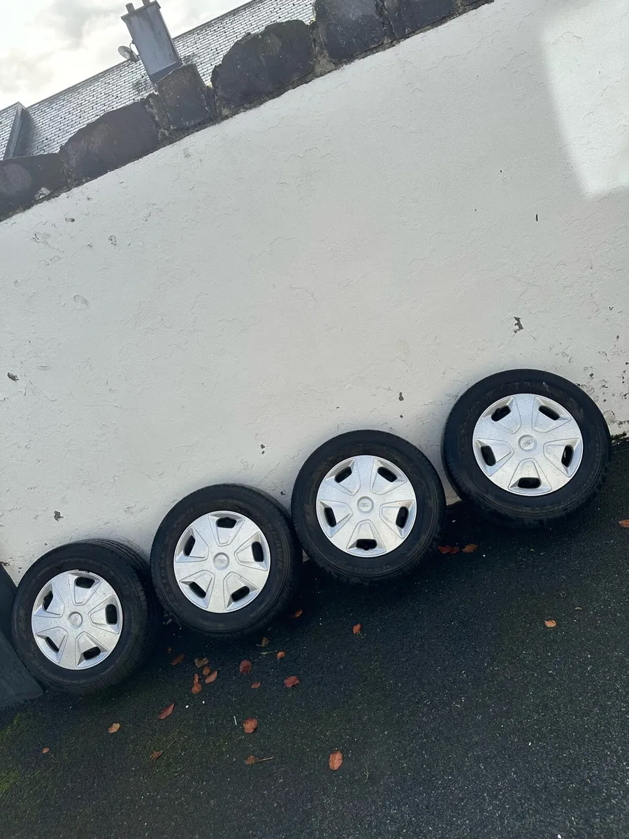 4 wheels and tyres - Image 1