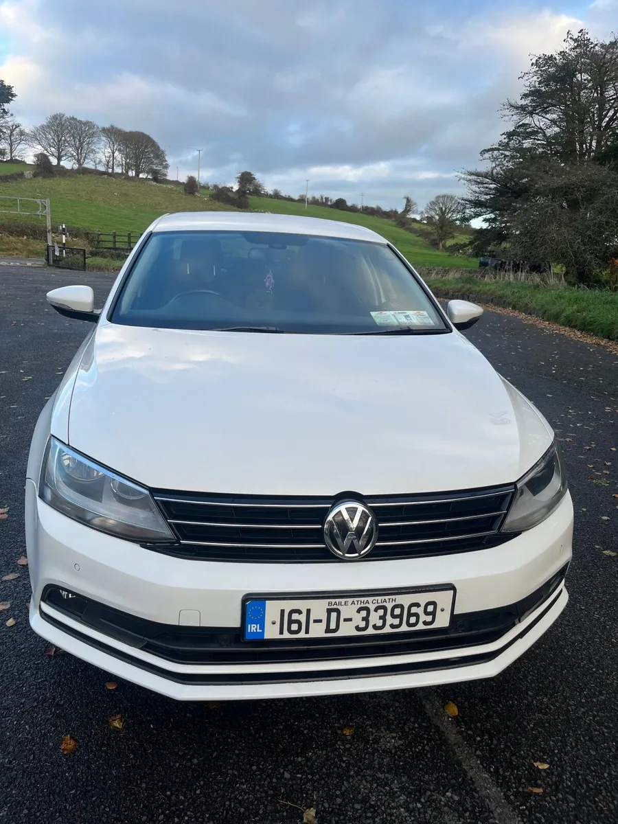 Volkswagen Jetta 2016 - Image 3