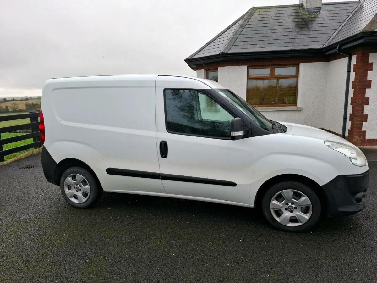 Fiat Doblo Van 2011 - Image 1