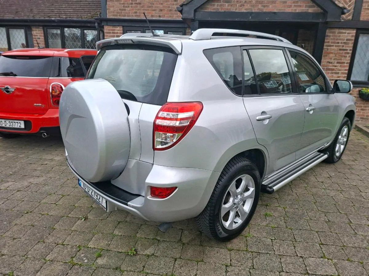 TOYOTA RAV 4 2010 4X4 TOTALLY UNMARKED - Image 3