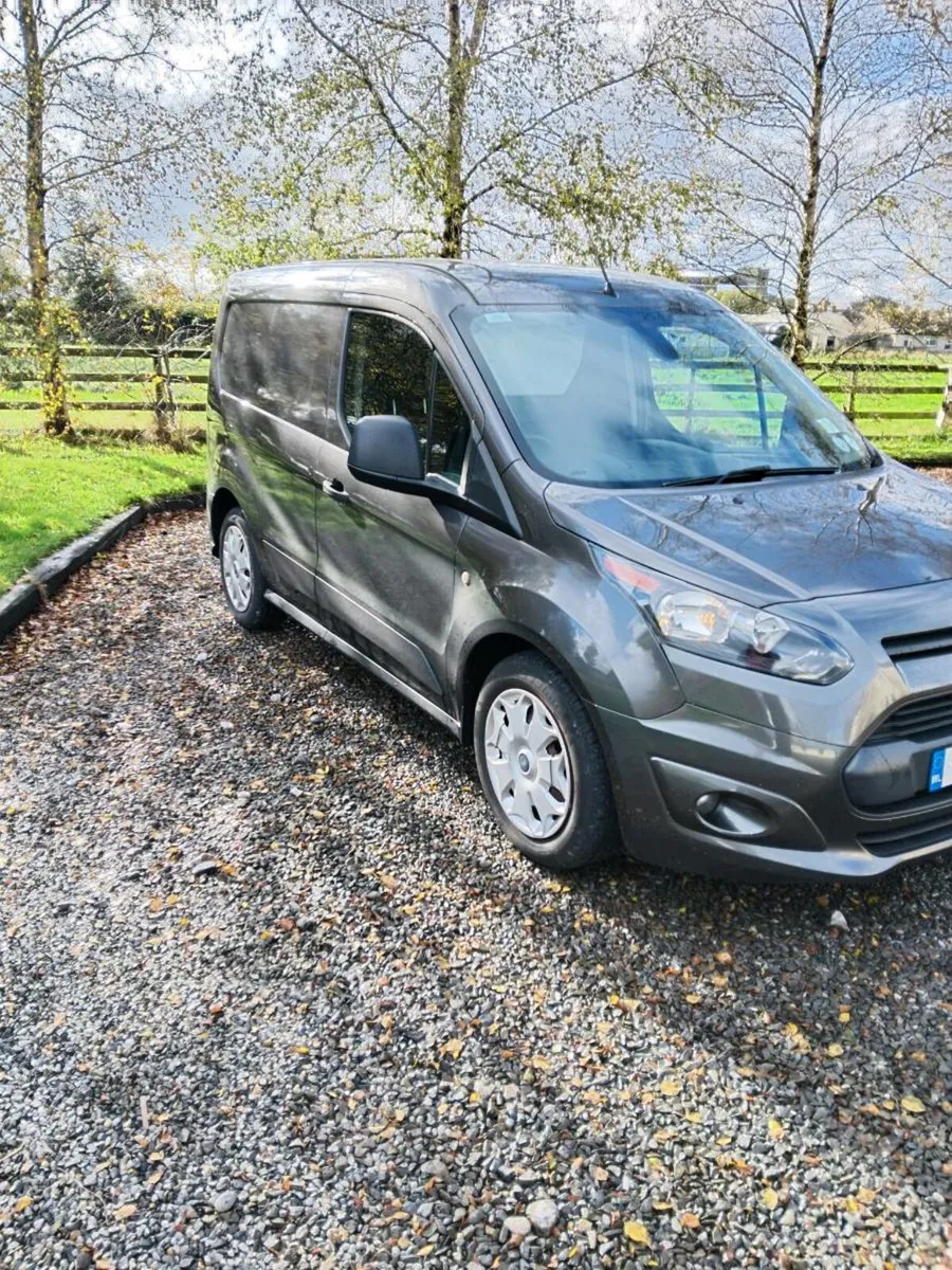 Van - Image 2