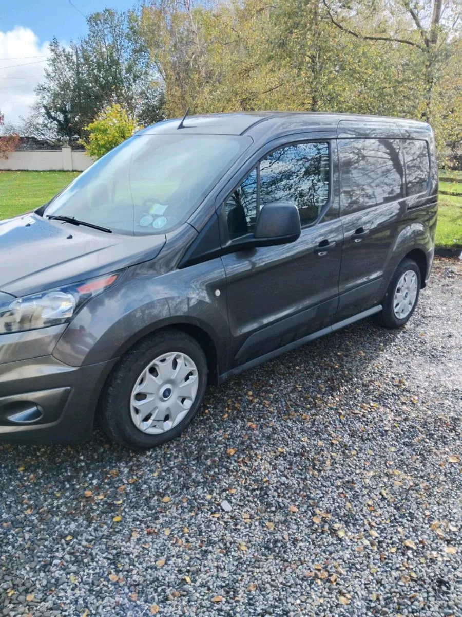 Van - Image 4