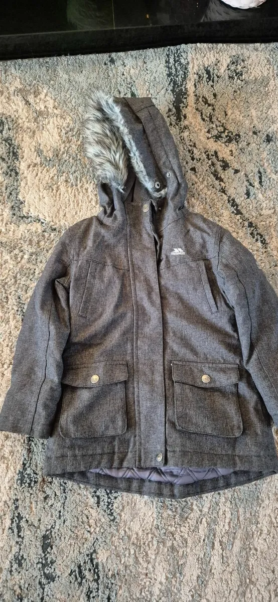 Girls Trespass coat