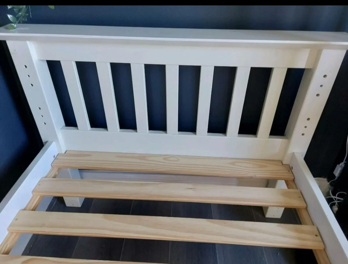 Bunk Beds - Image 2