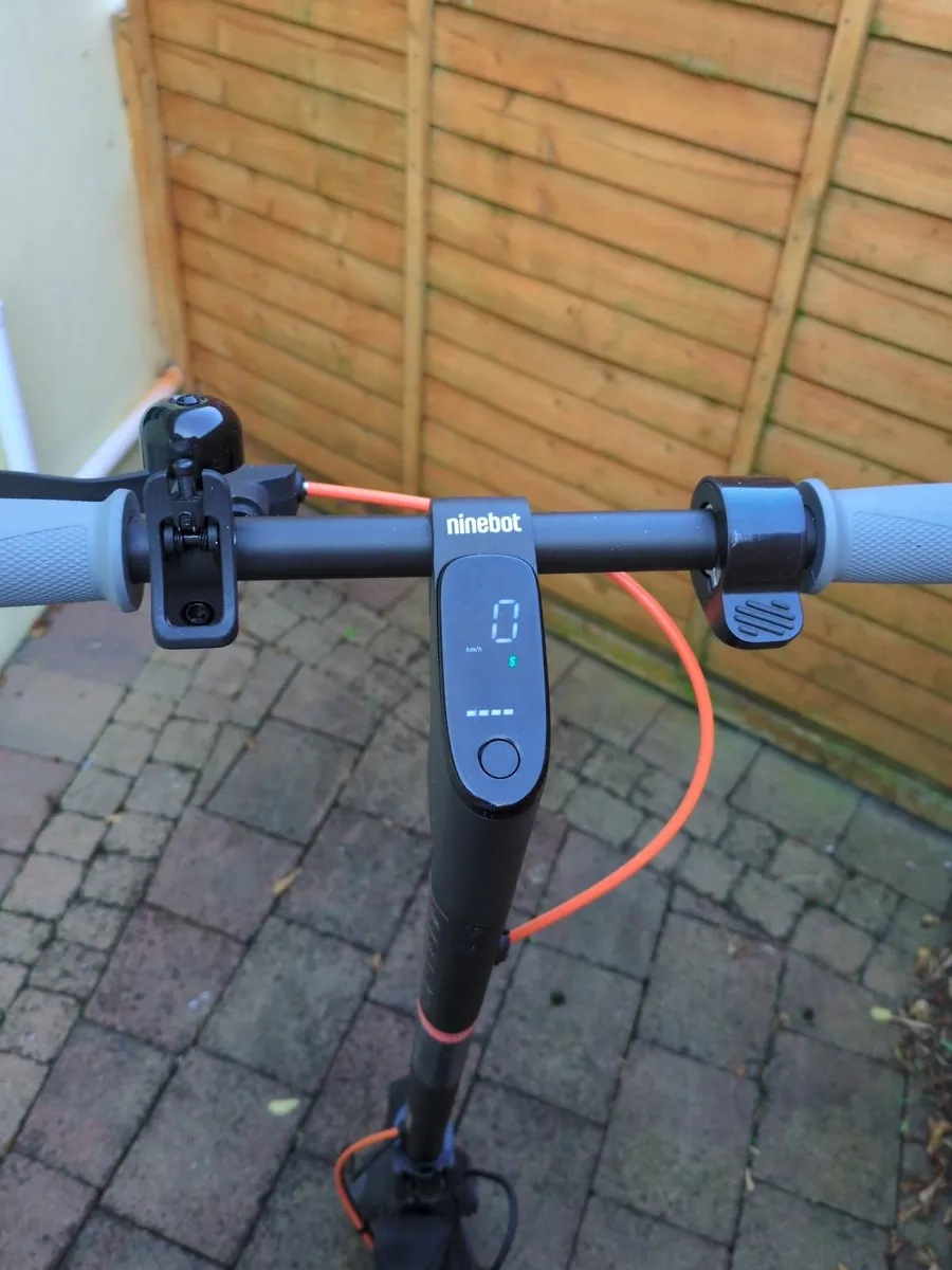 Segway Ninebot F40E - Image 2
