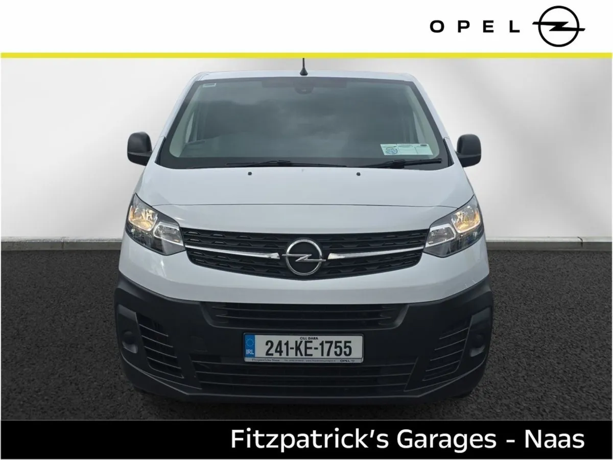 Opel Vivaro Komfort LWB 1.5 100PS Includes Ply-li - Image 3