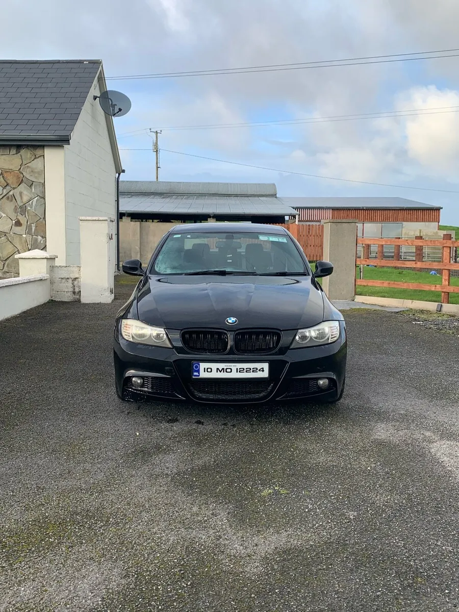BMW 318d msport - Image 2