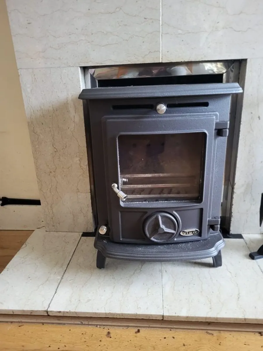 Stanley oisin stove - Image 1