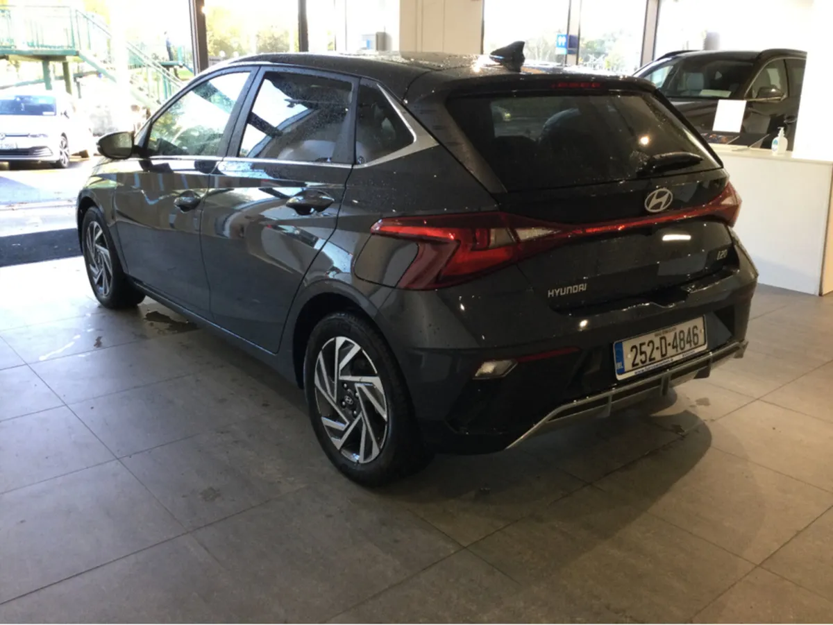 Hyundai i20 DELUXE PLUS AUTOMATIC - Demo Model - - Image 4