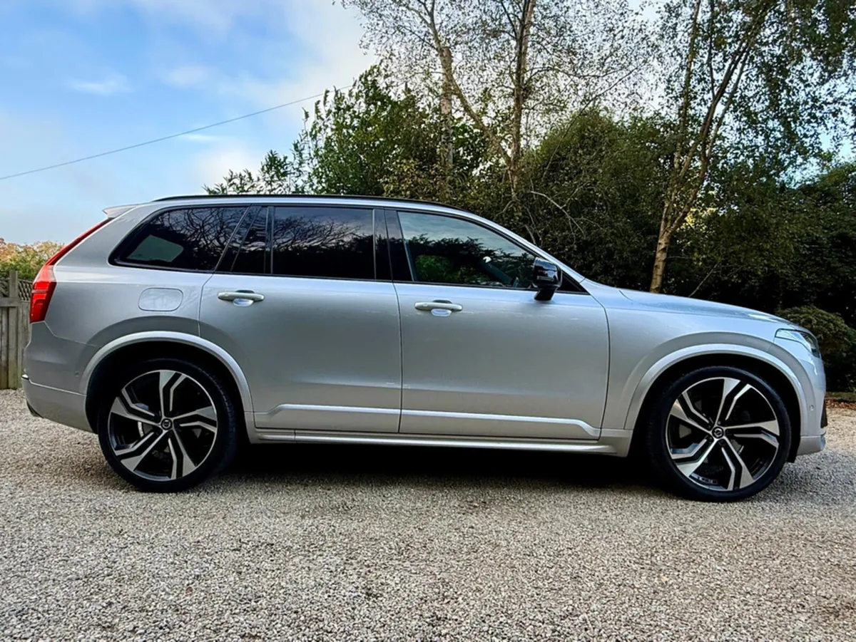 Volvo XC90 R DESGN PRO T8 AWD PHEV *Huge Specifica - Image 4