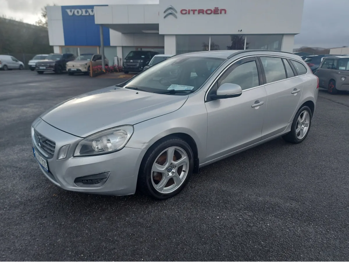 Volvo V60 2.0 D3 SE S/S 163BHP 5DR D *TRADE ONLY* - Image 1