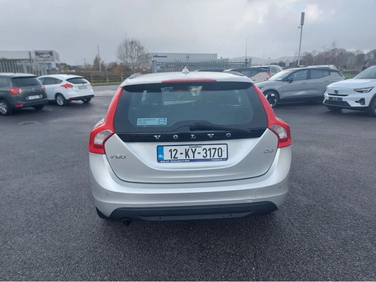 Volvo V60 2.0 D3 SE S/S 163BHP 5DR D *TRADE ONLY* - Image 3