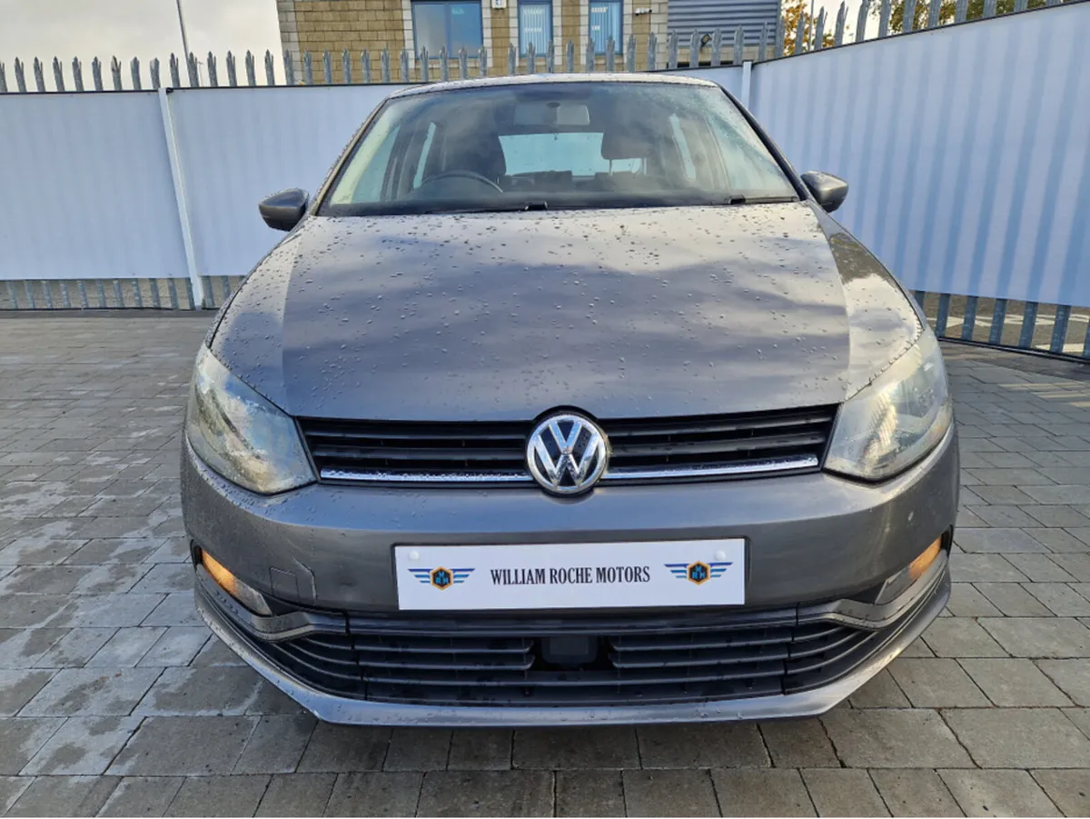 Volkswagen Polo TRENDLINE 1.0 60HP MANUAL 5SPEED 5 - Image 2