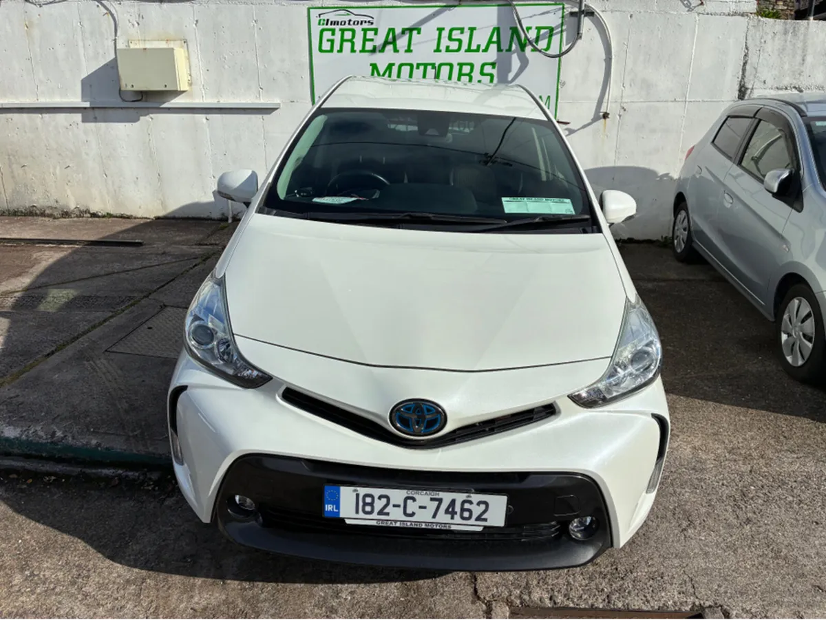 Toyota Prius 1.8 petrol hybrid 5 seater estate - Image 3