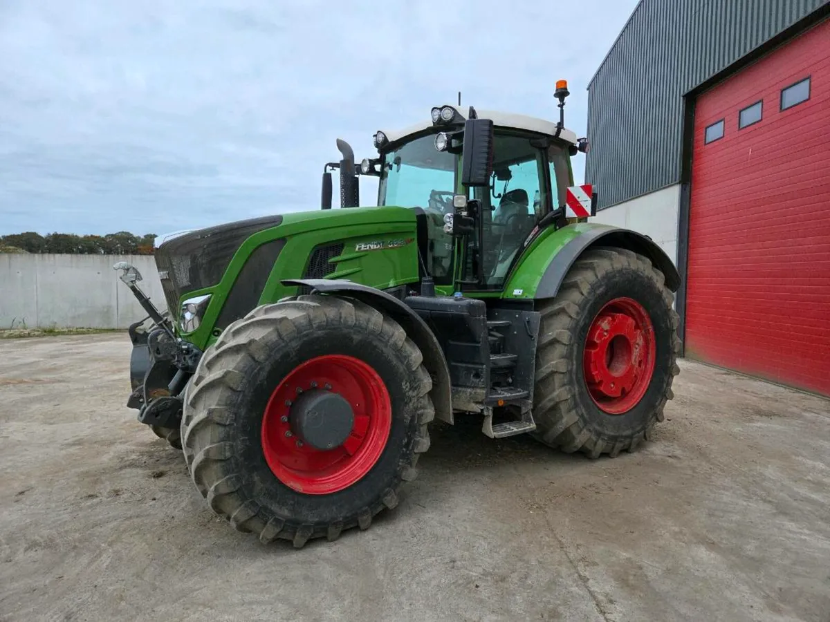**** Fendt 933 ONLY 2240 HOURS!!!  *** - Image 1