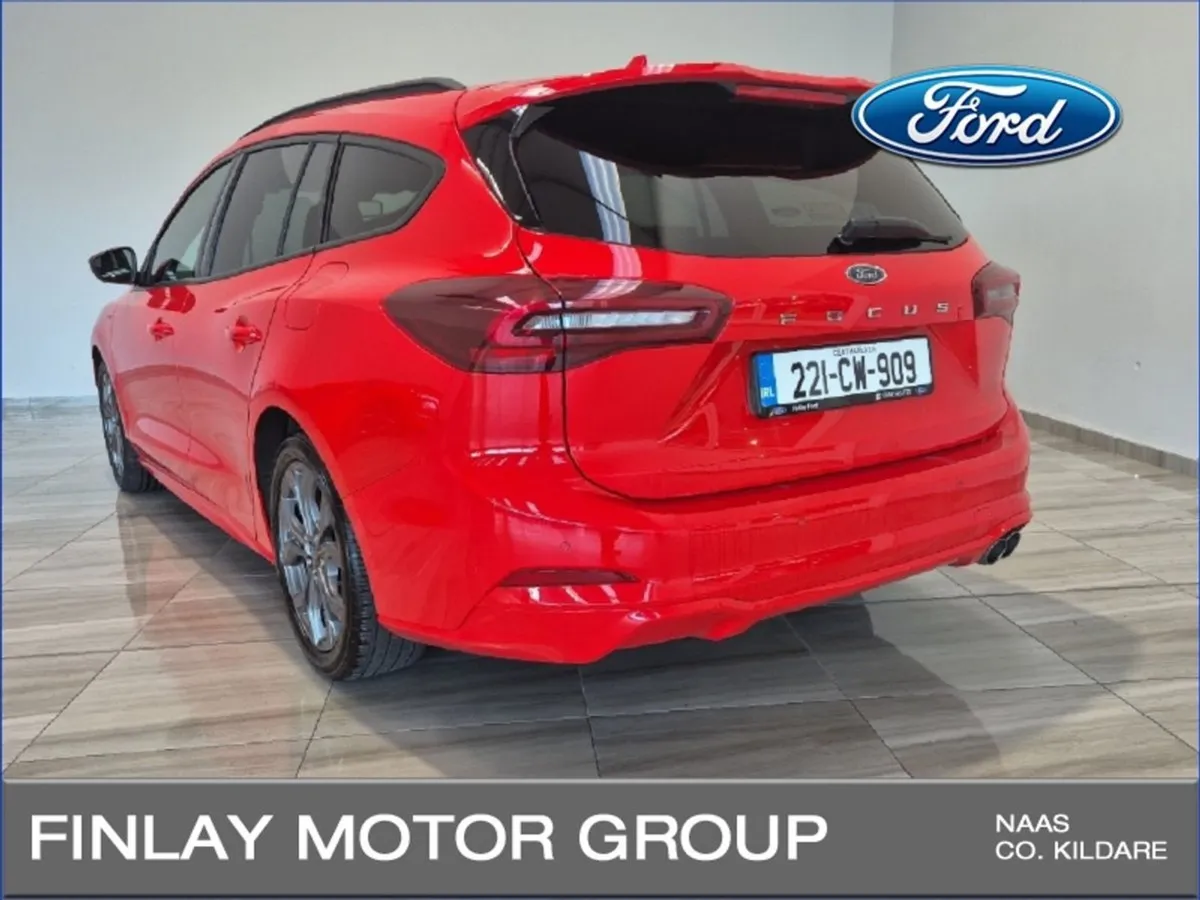Ford Focus 1.5tdci 120PS St-line Auto Drivers Ass - Image 4
