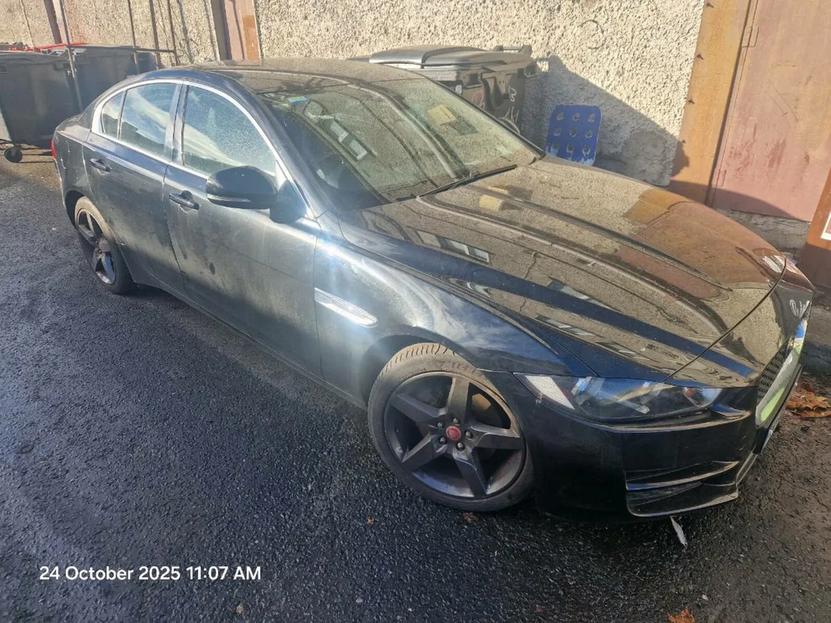 2016 Jaguar XE needs bare engine - Image 1