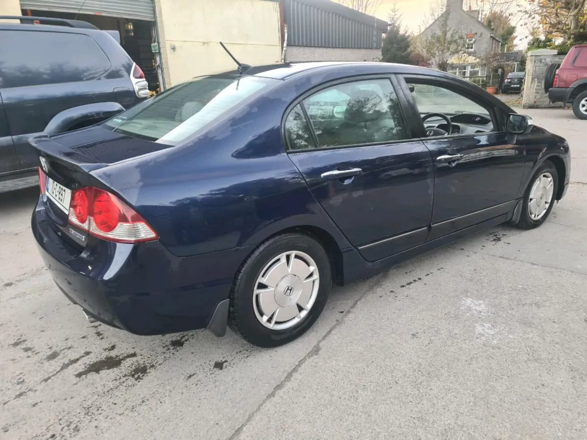 Honda civic automatic - Image 4