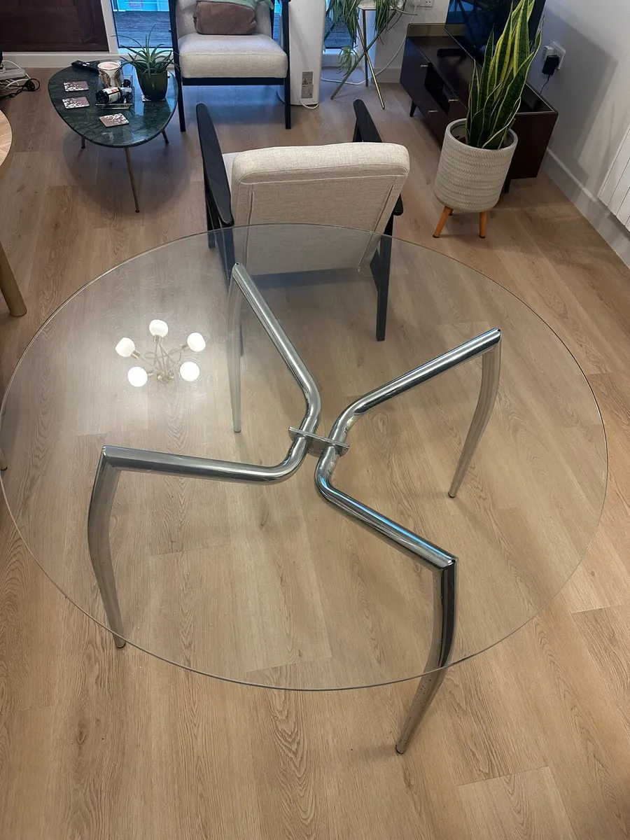 110cm Glass Round Dining Table - Image 3