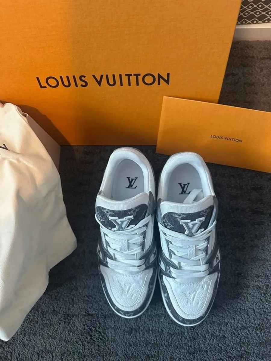 Louis Vuitton shoes - Image 4