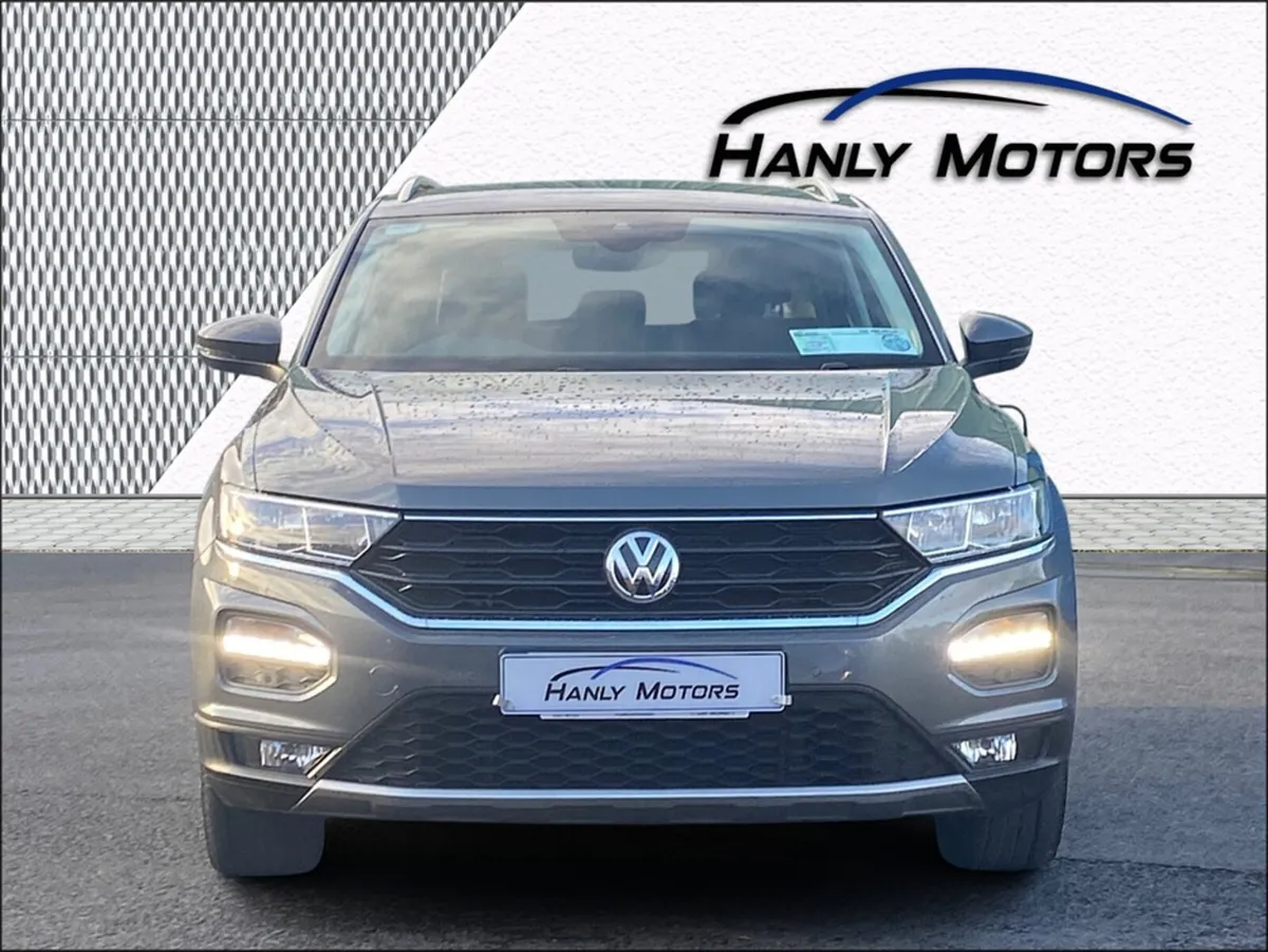Volkswagen T-Roc DESIGN 1.6 TDI MANUAL 6SPEED FWD - Image 2