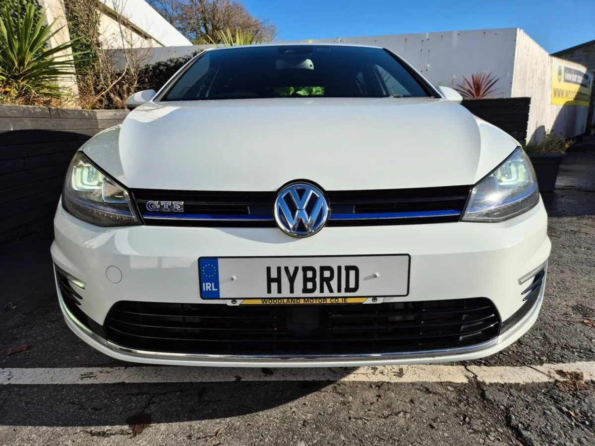 Volkswagen Golf 1.4 PHEV / GTE TOP SPORT SPEC / TA - Image 4