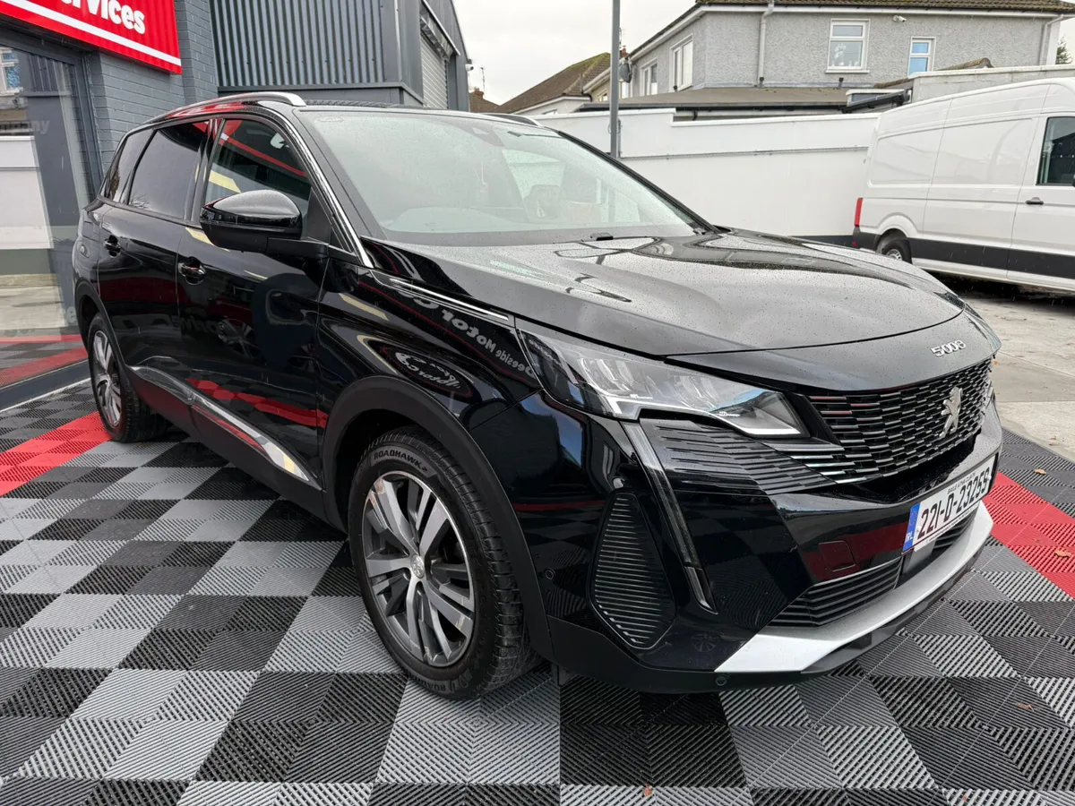 Peugeot 5008 2022, 7 SEATS, ALLURE - Image 4