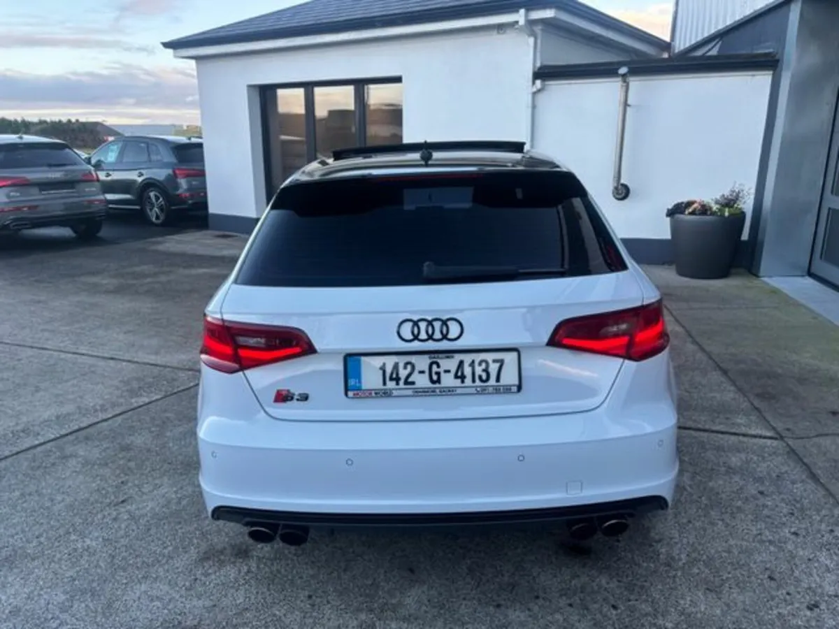 Audi S3 2.0 TFSI Sportback S Tronic quattro Euro 6 - Image 3