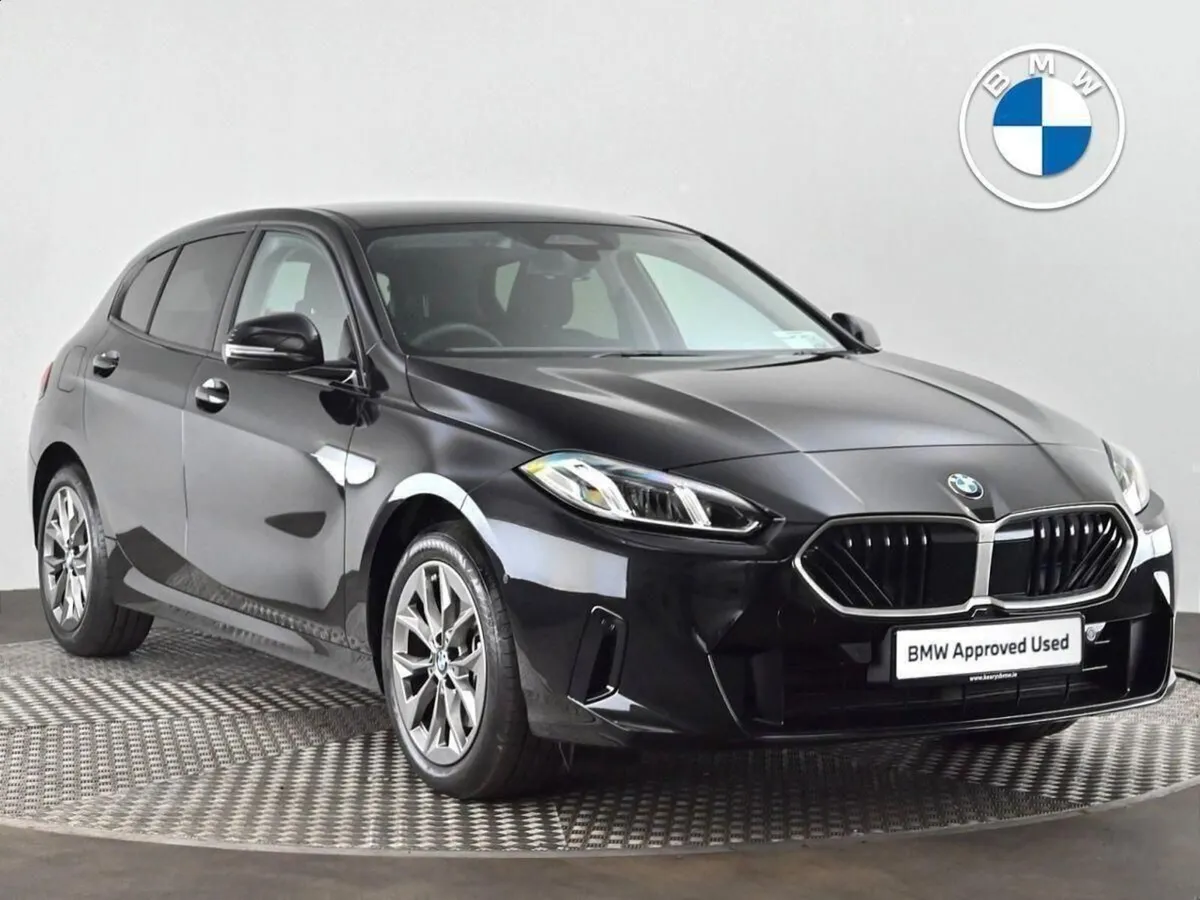 BMW 1 Series 120 Sport - Image 1