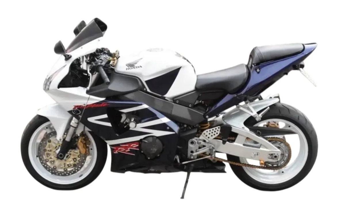 Honda CBR954RR Fireblade - Image 3