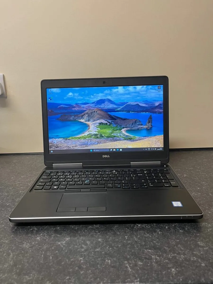 Dell Precision 7520 - Image 2