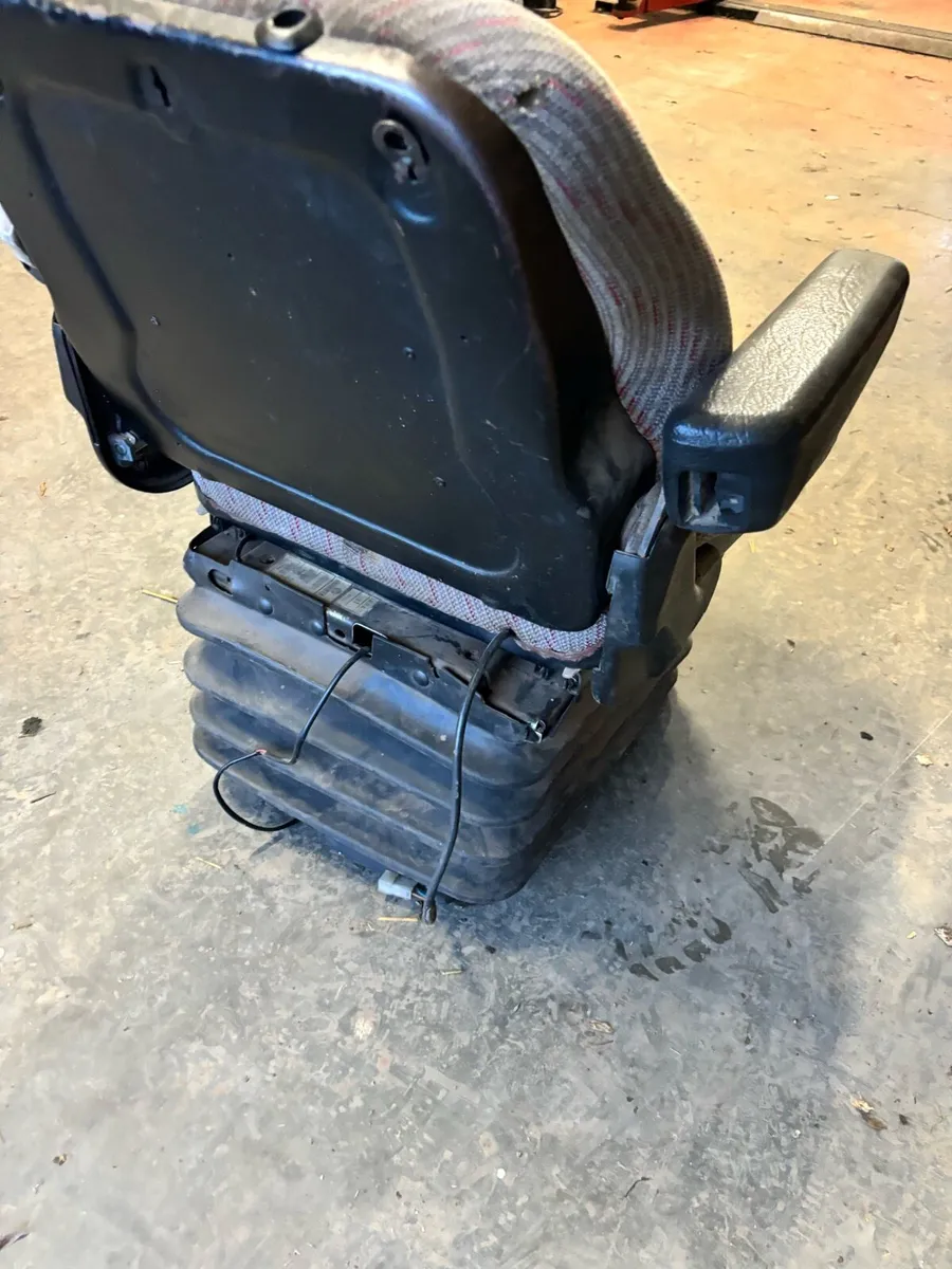 Grammar air seat - Image 4