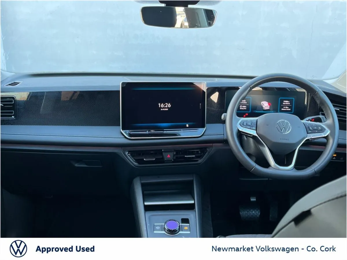 Volkswagen Tiguan Tiguan Life 1.5 Petrol Plug IN - Image 2