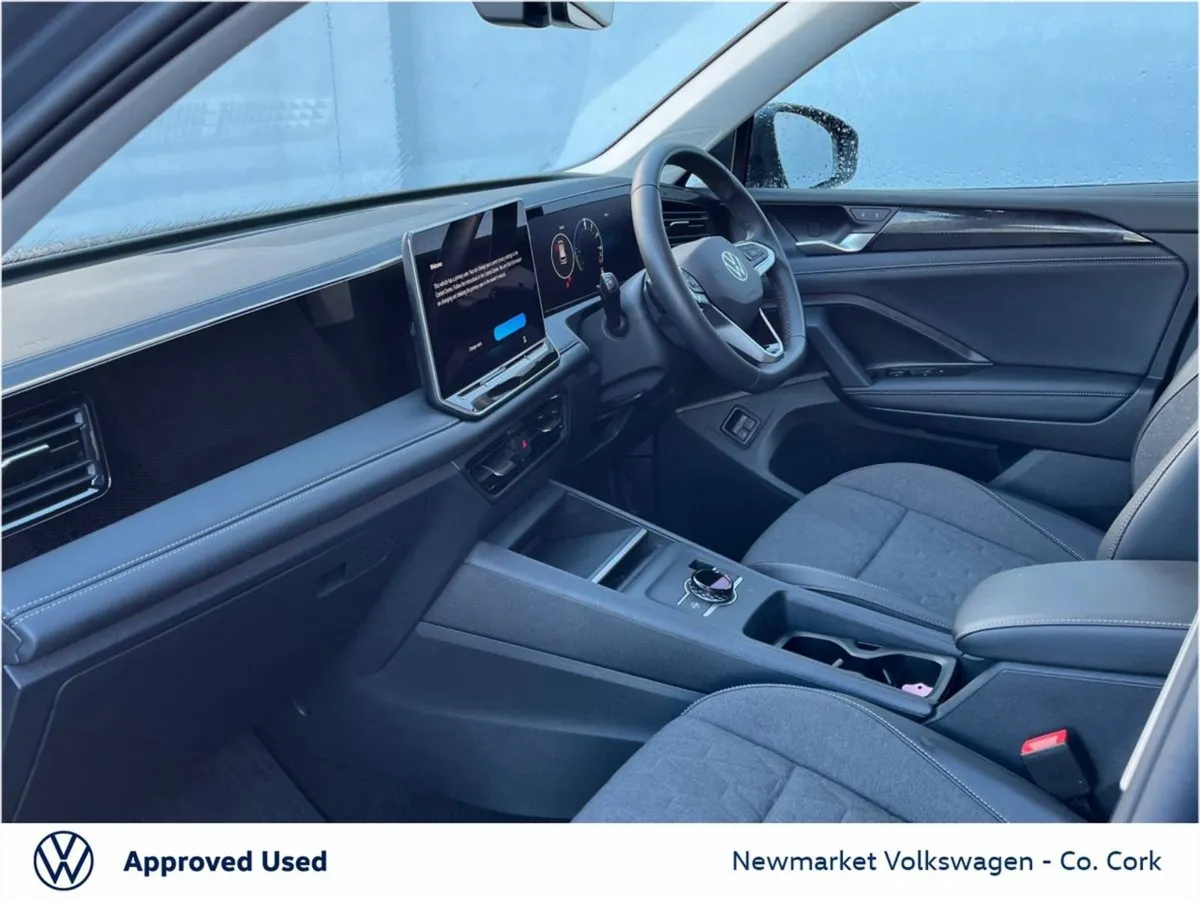 Volkswagen Tiguan Tiguan Life 1.5 Petrol Plug IN - Image 4