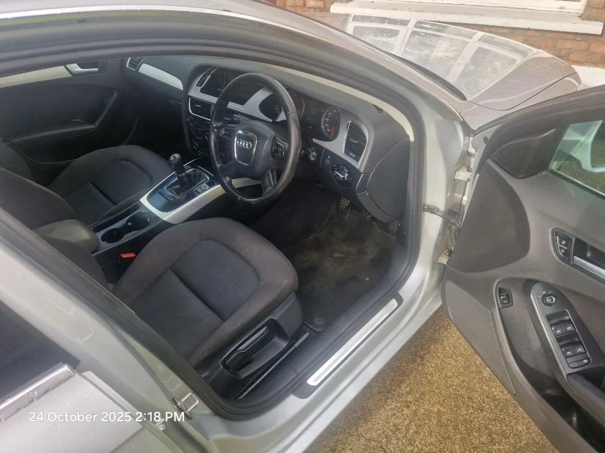 2011 Audi A4 taxed and tested - Image 4