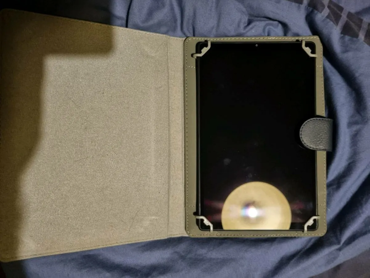 Lenovo K10 FHD Tablet - Image 2