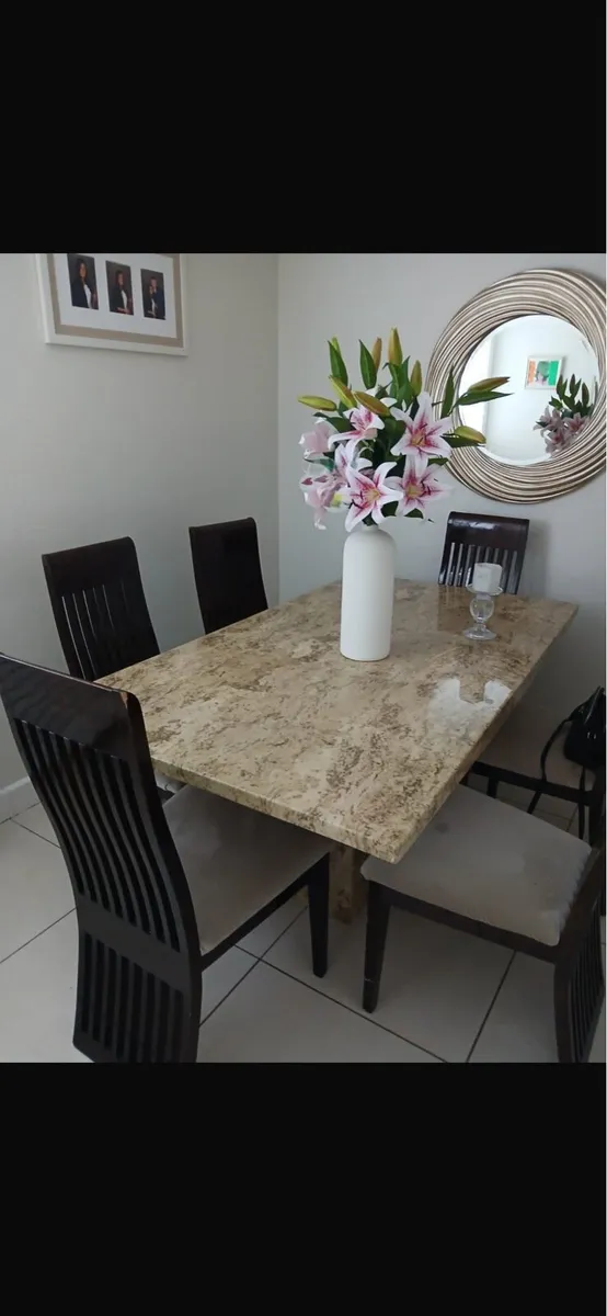 Dinning room table - Image 4
