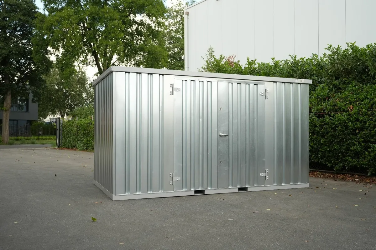 Compact Galvanized Unit – Perfect for Gardens - Image 2