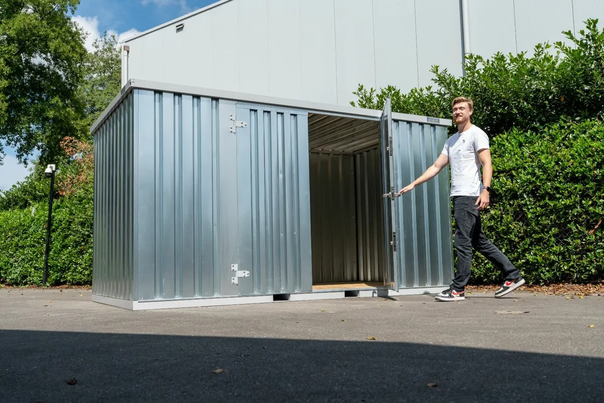 Long-Life Galvanized Storage Box – Safe & Dry - Image 1