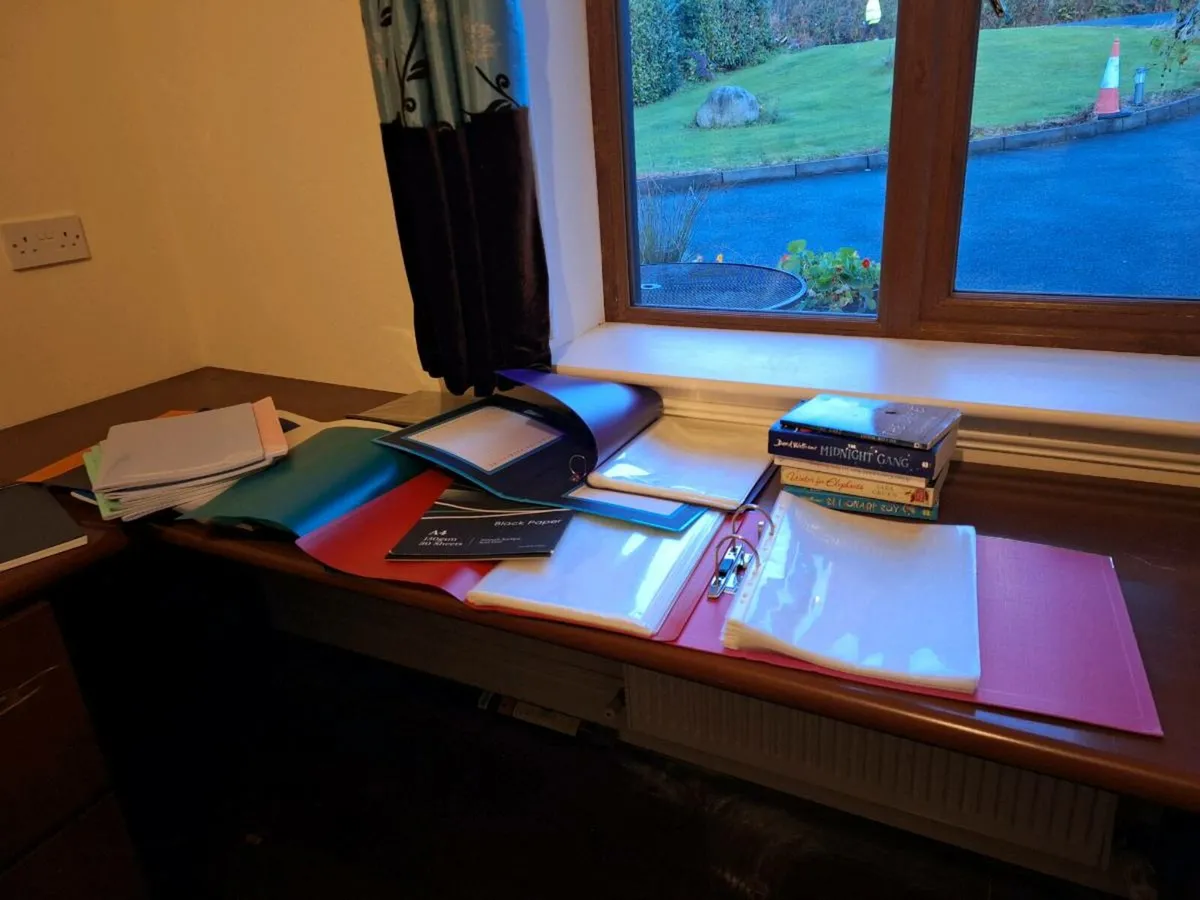 Stationary - Image 1