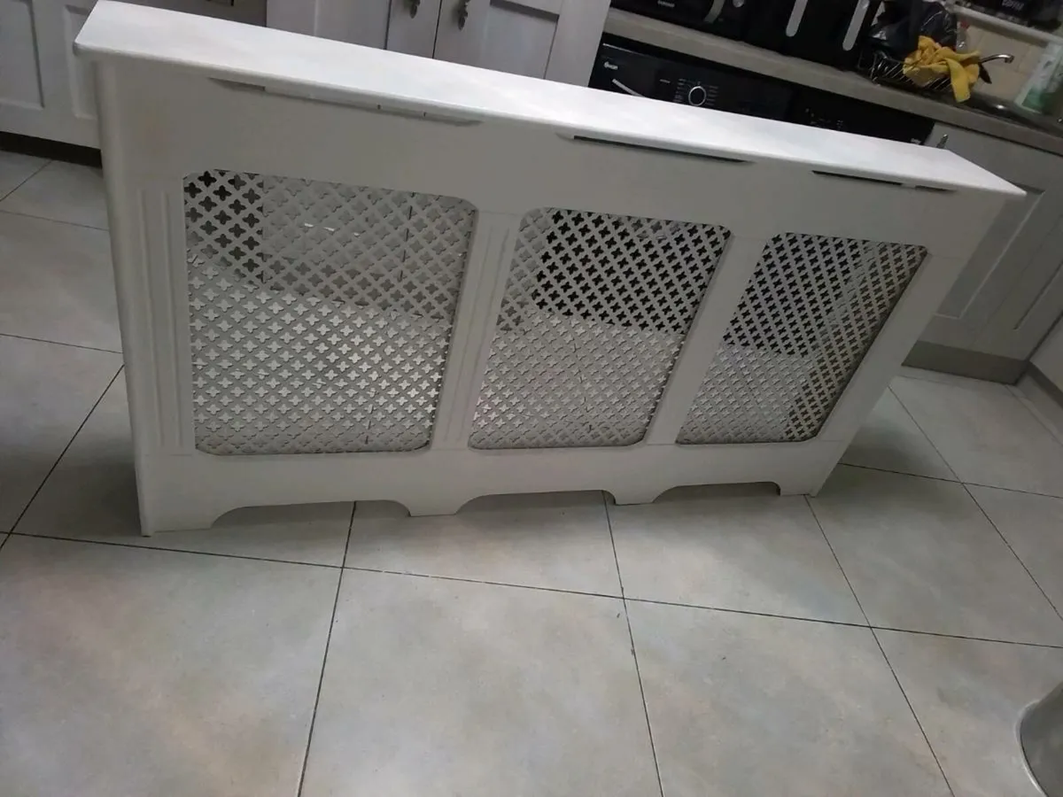 Radiator cover - Image 3