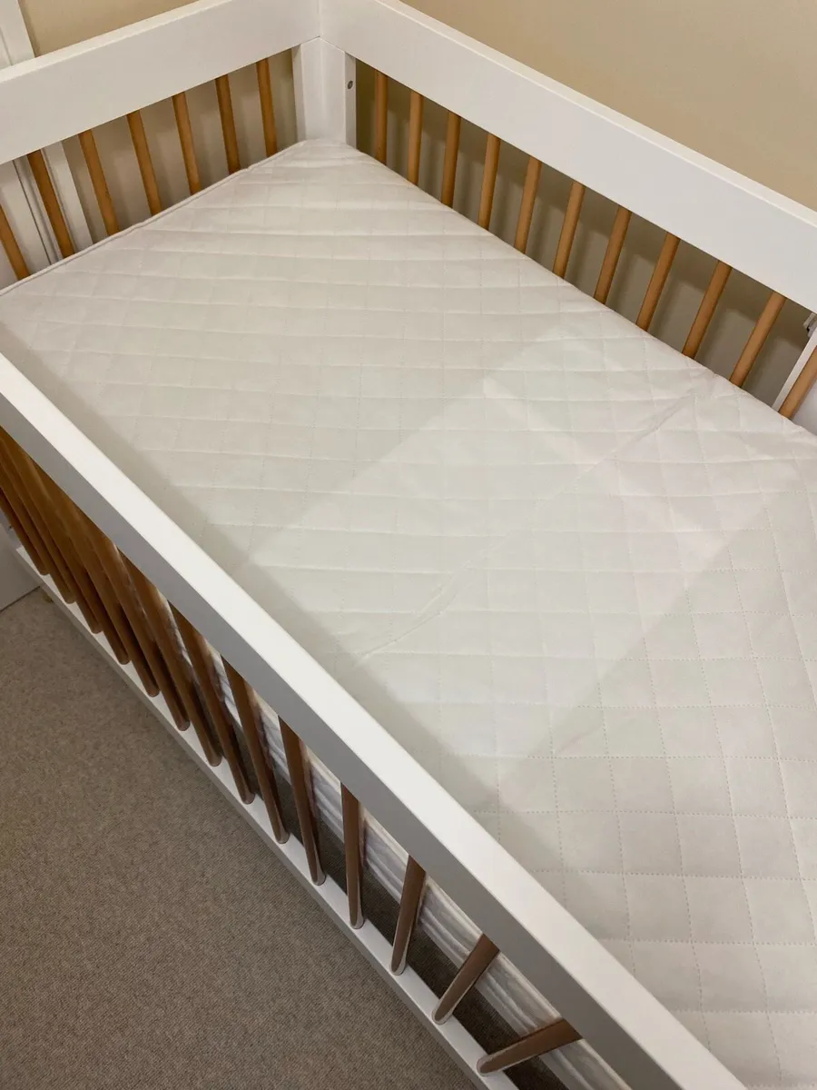 New Cot and Compactum / Drawer - Image 4