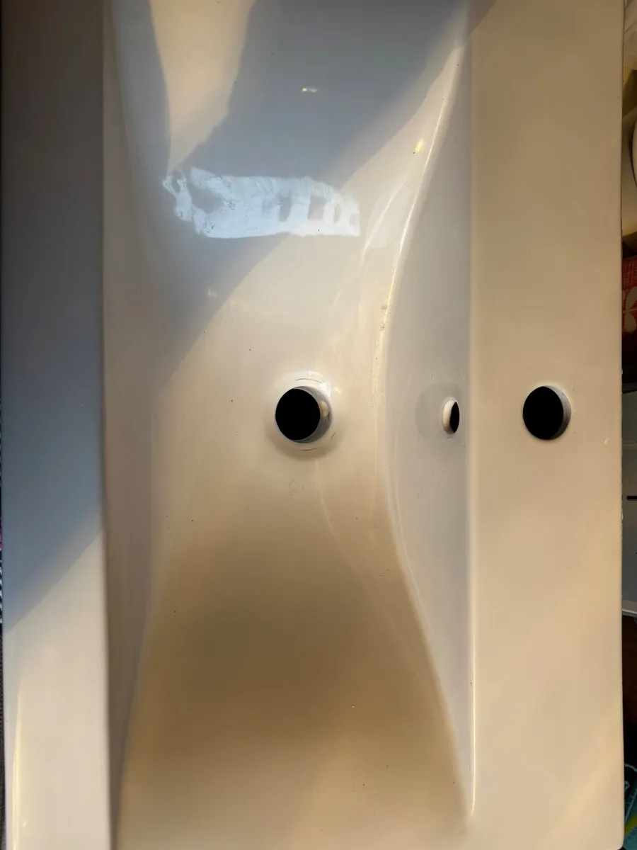 Bathroom vanity unit - Image 1