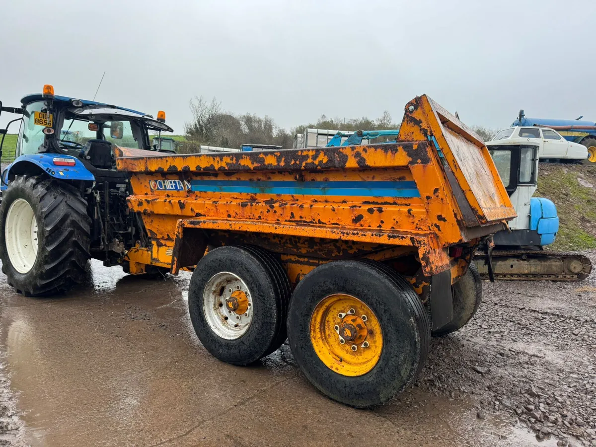 Cheiftan 12 ton dump trailer - Image 2