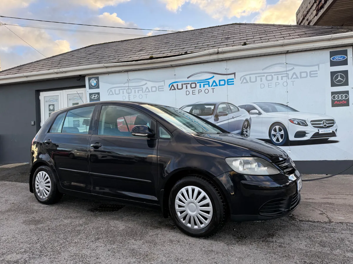 VW GOLF AUTOMATIC - Image 1