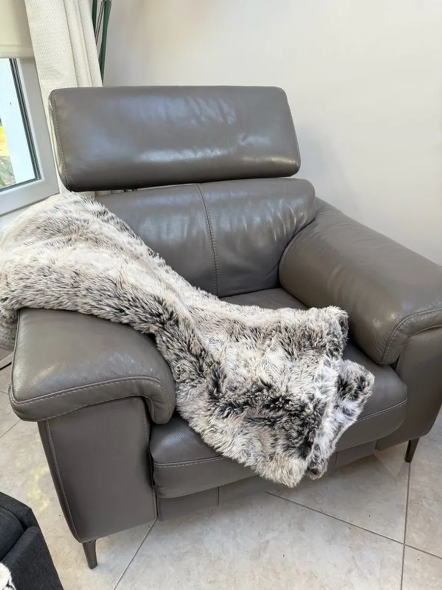 recliner - Image 2