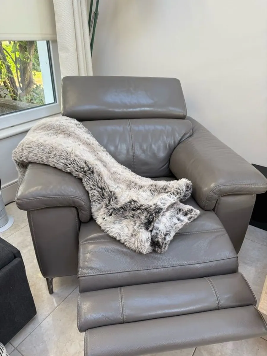 recliner - Image 3