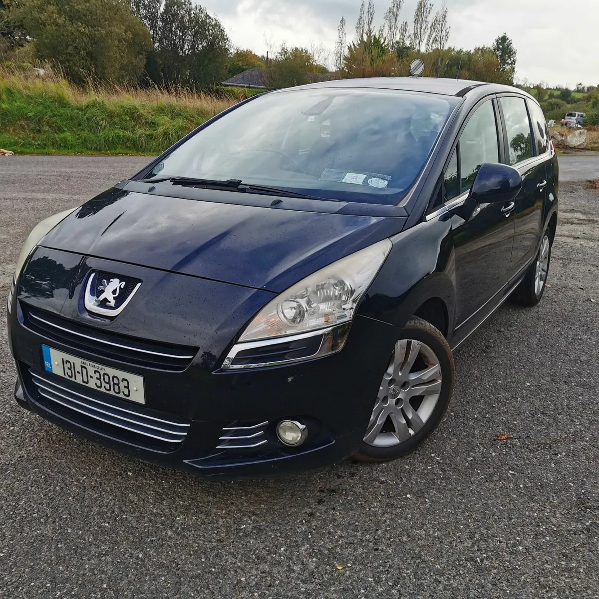 Peugeot 5008 2013 - Image 2