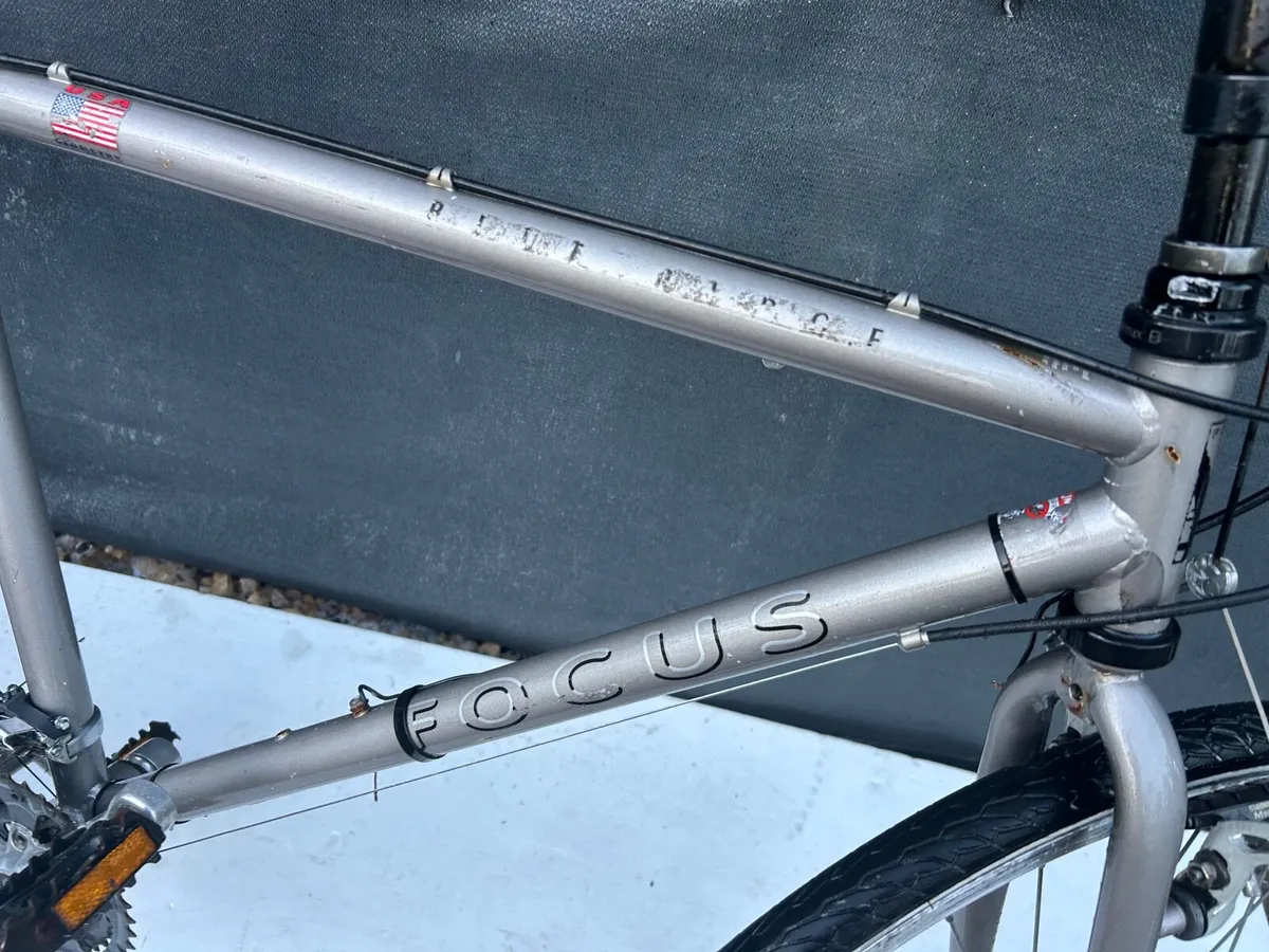 Saracen hybrid bike❗️Open 7 days of the week ❗️ - Image 2