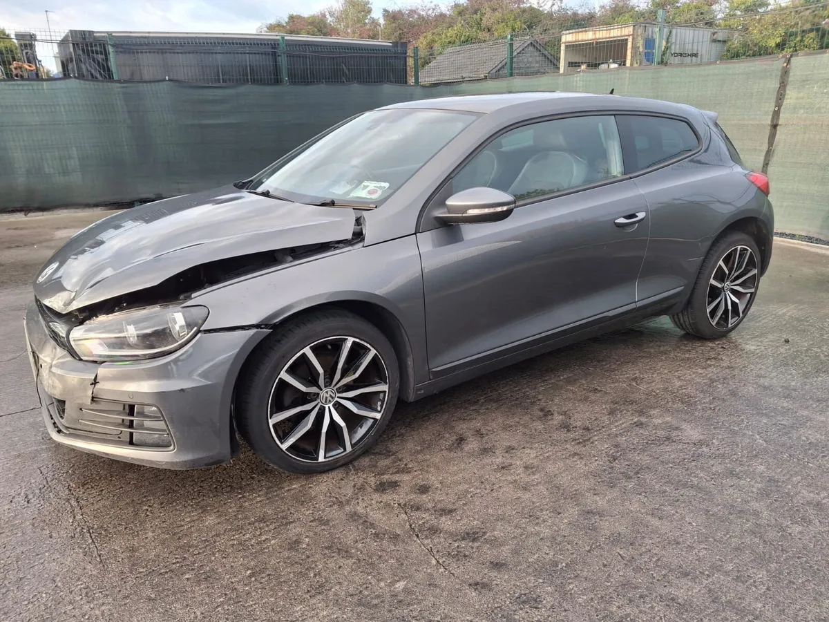 2015 Volkswagen Scirocco Sport - Image 1